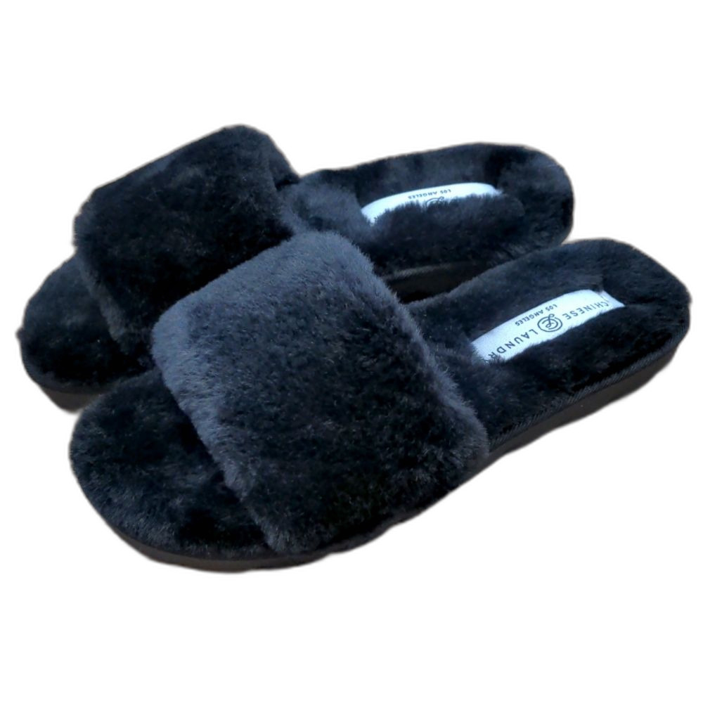 NWOT Chinese Laundry Rally Black Fuzzy Faux Fur Slides Size 7